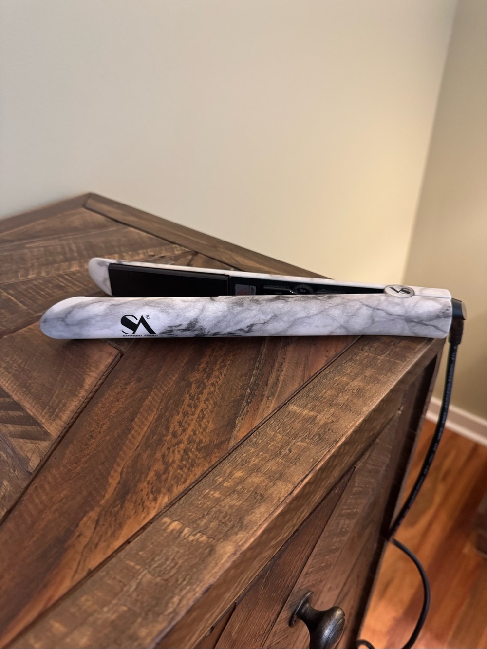 SA Professional Marble Flat Iron Hair Straightener - White Marble